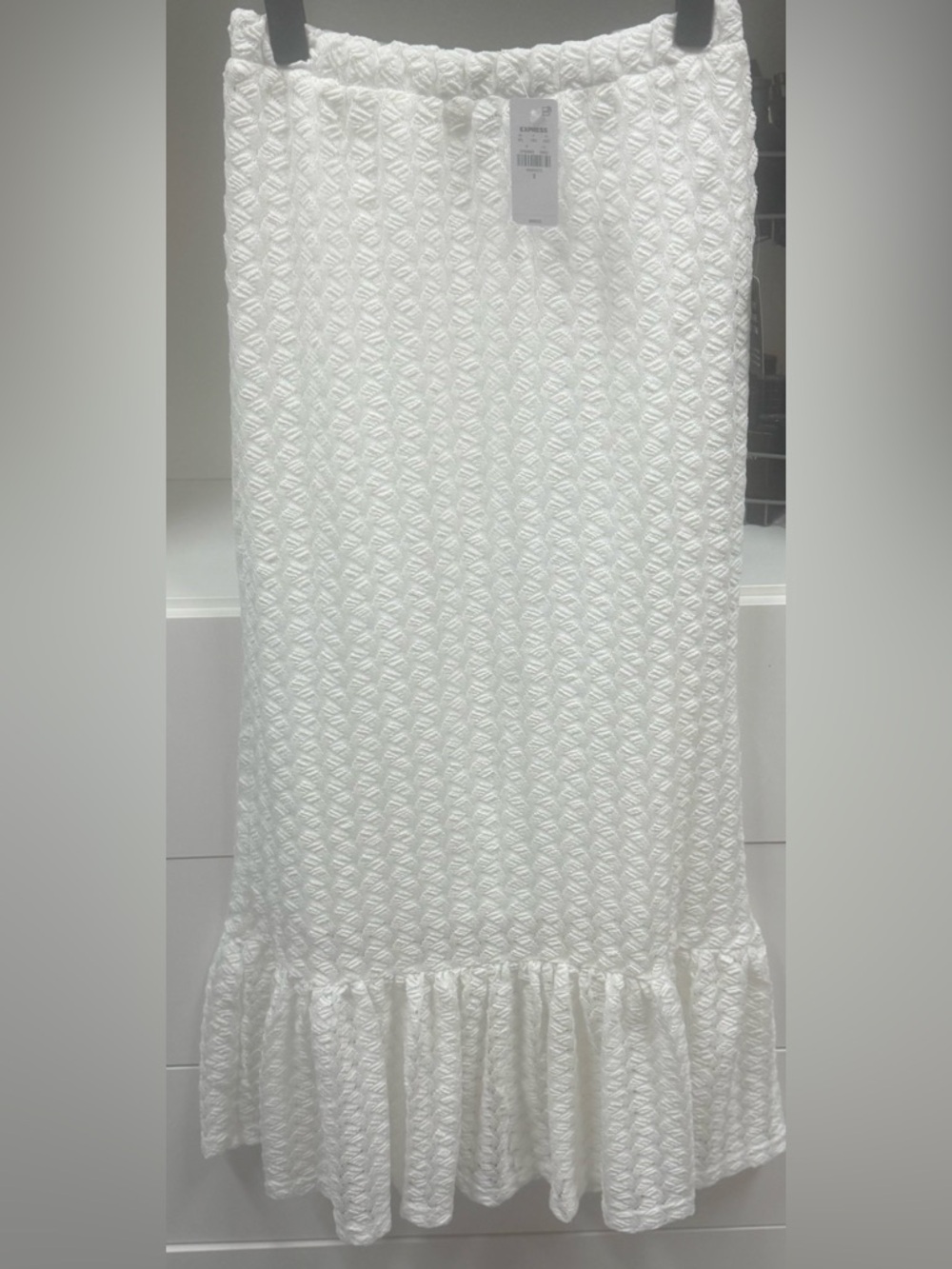 Express White Textured Maxi Skirt with Ruffle Hem